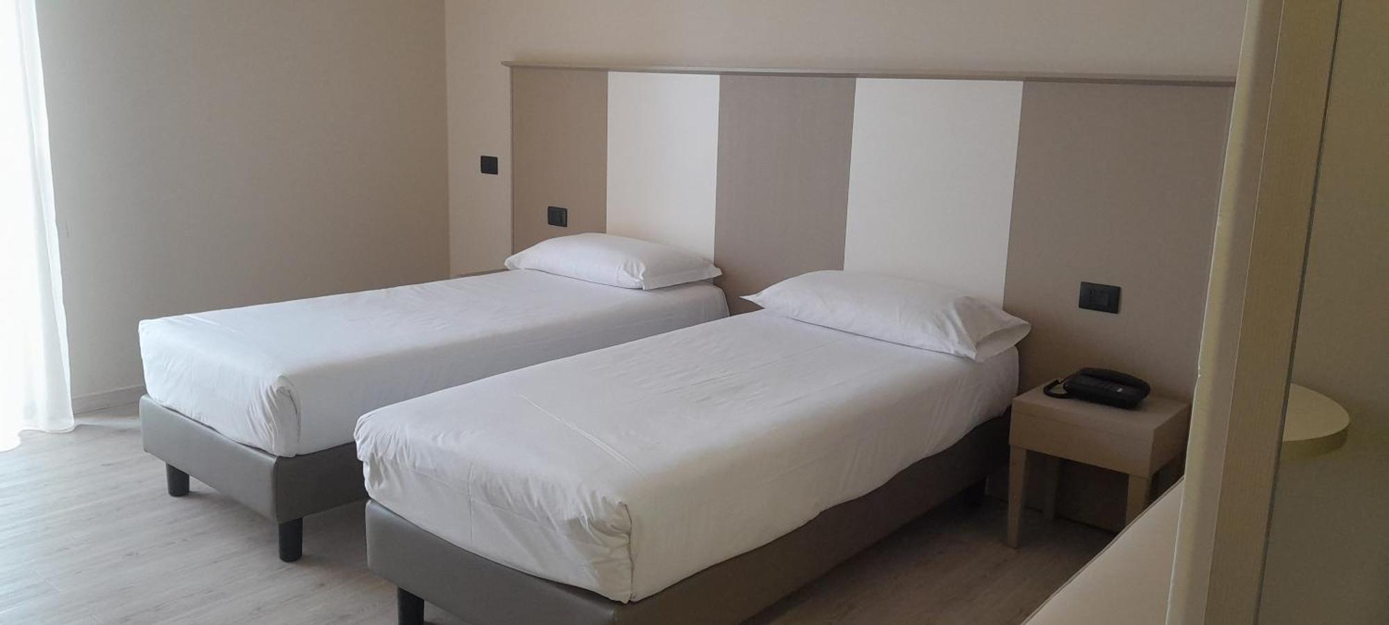 Jr Gate 7 Bologna 4* Calderara di Reno