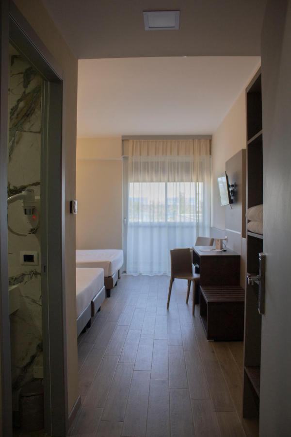 Jr Gate 7 Bologna Hotel Calderara di Reno
